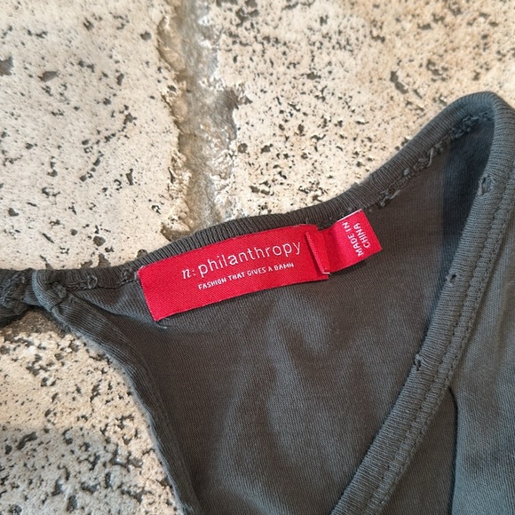 Romper by Philanthropy size M - Picture 2 of 5